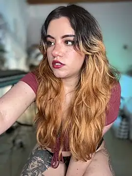 NikkiNix webcam