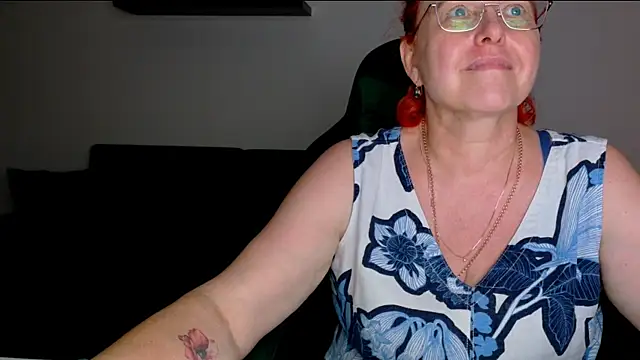 JoannaAndNeighbour webcam