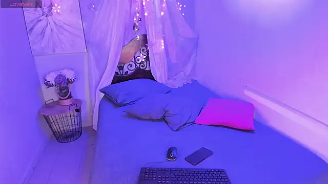 julianaaldanaa webcam