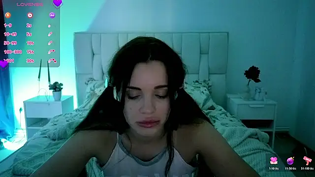 Little_cuti1e live cam on StripChat