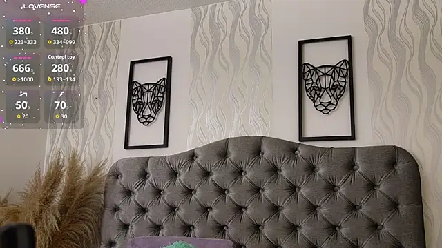 katt_eyes__ webcam