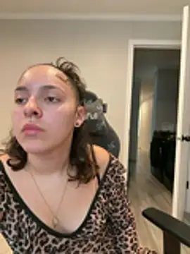 Mamachulita live cam on StripChat