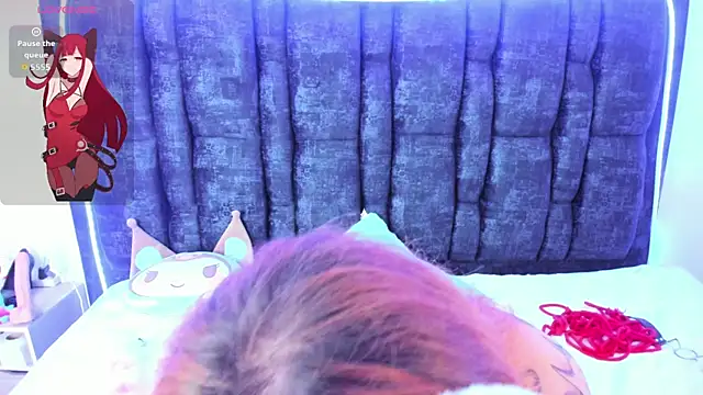 Aurora_Doll_ webcam