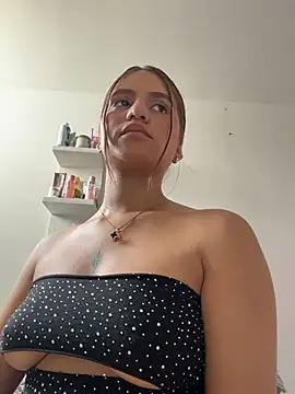 ViankaRose webcam