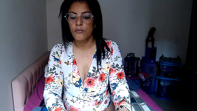 kateleyagrey webcam