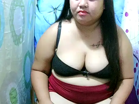 lovebir_26 live cam on StripChat