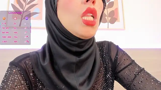 hanajameela (Ask my age) - Shirtless and look at my tits🔥🍒