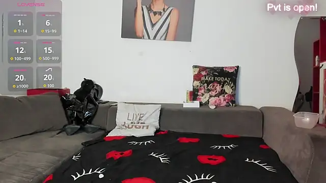 mistressas4a webcam
