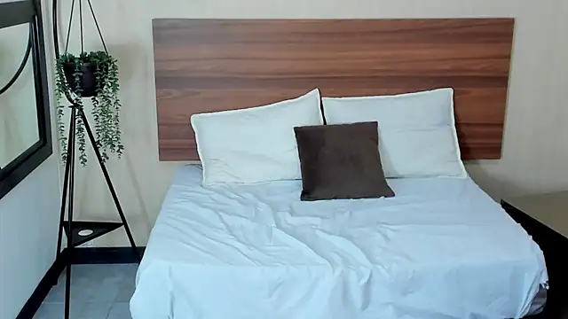 SamayRyann webcam