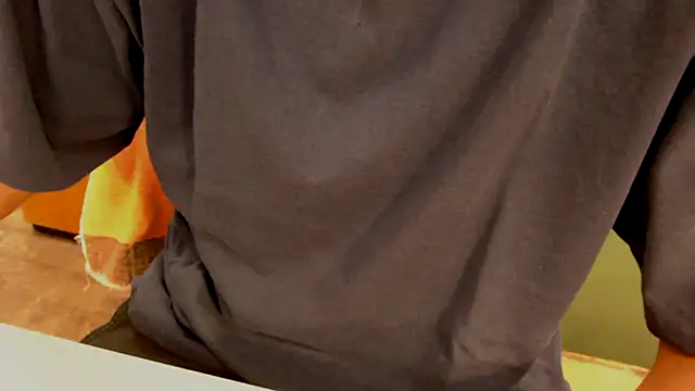 Redhotbody webcam