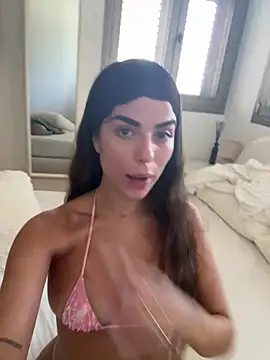 miaabelluccii webcam