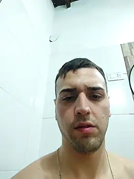 Agusss_2000 webcam