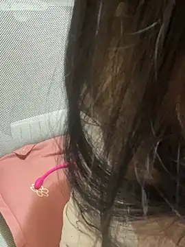 Mina048 webcam