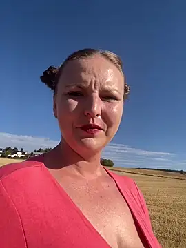 hornycouplefuck12