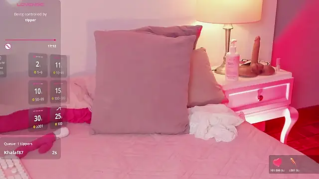 Emily_robertss1 webcam