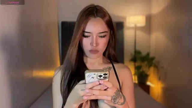 wiggle_nibble webcam