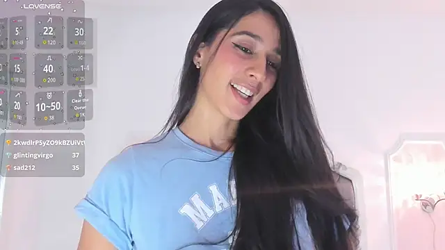 Valentina_Ross_ live cam on StripChat