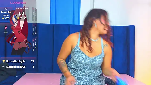 BELLA_TENTATION_CR live cam on StripChat