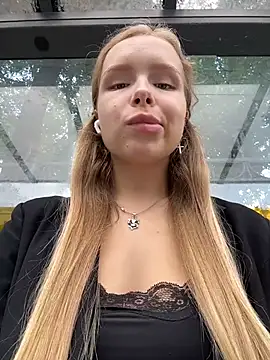 Liza_risky