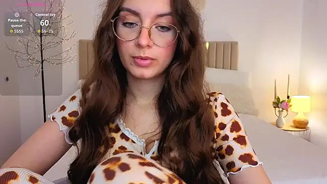 Real_cutie1 webcam