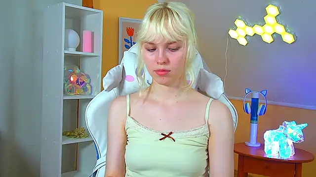 HannahHollis webcam