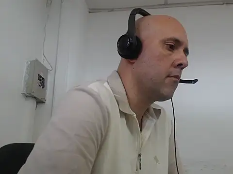 jpcowbow - Jpcowbow's free webcam - UK Sex Cams