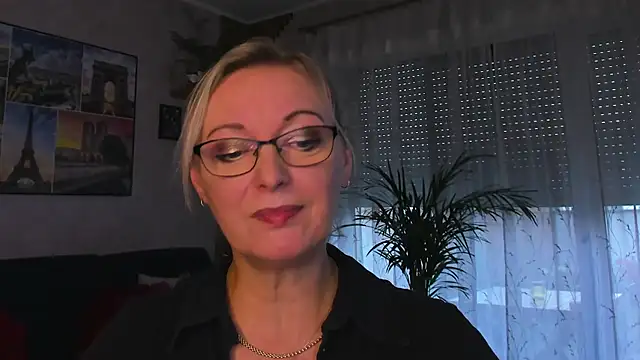 vanessa_chat