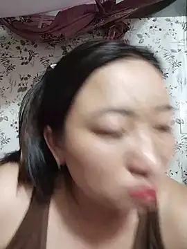 zhen-zo live cam on StripChat