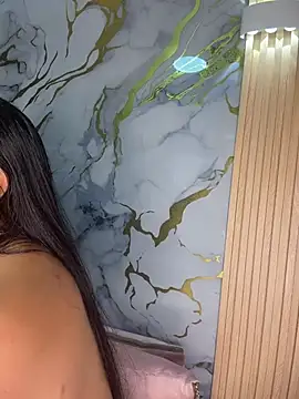 emily-Hornyy webcam