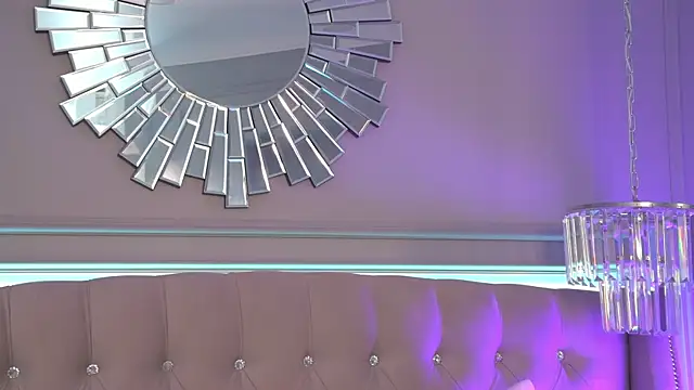 ArianaMell webcam