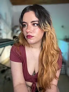 NikkiNix webcam