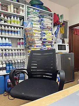 ISABELLA__LUNA webcam