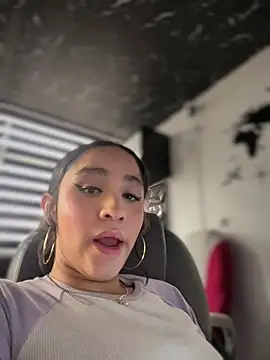 Isabella-Teen webcam