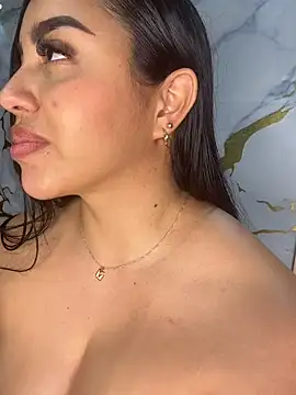 emily-Hornyy webcam