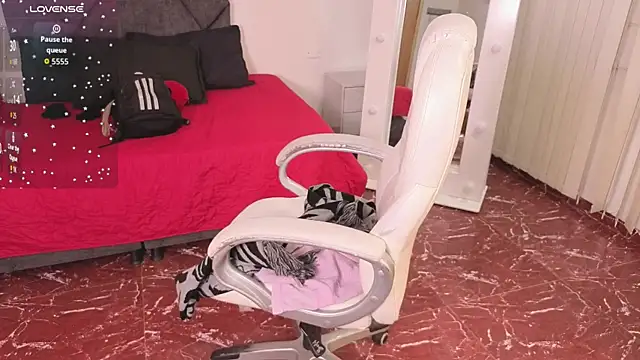 _sharlotte777 webcam