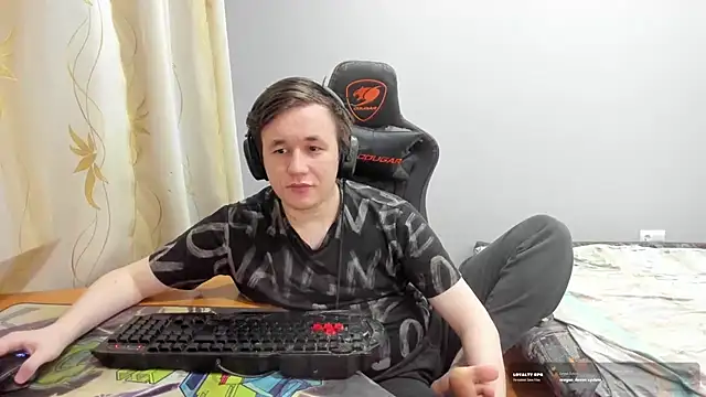iliaskrislove webcam