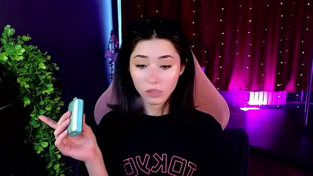 RedMidnight live cam on StripChat