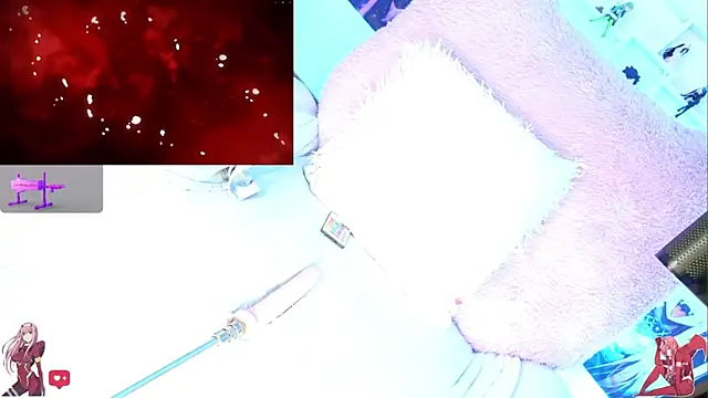 Kira-- live cam on StripChat