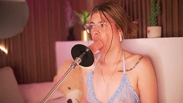 miatorres4 (F young) - toples and ahegao
