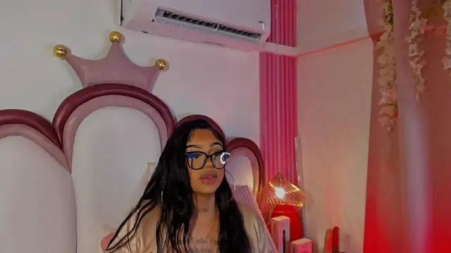 Mia_Jansen webcam