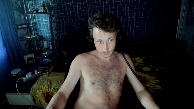 CuteBoy228 webcam