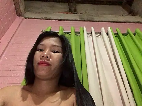 Cleo17 webcam