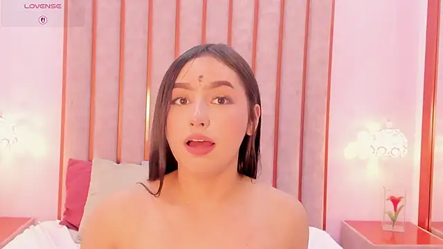 Zoe_Monrow webcam