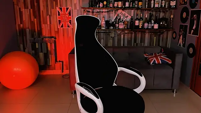LolaDominara webcam