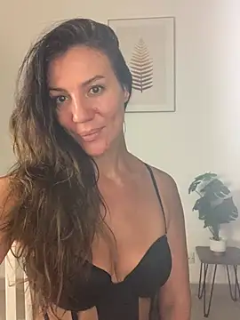 AnnaFlowerBabe webcam