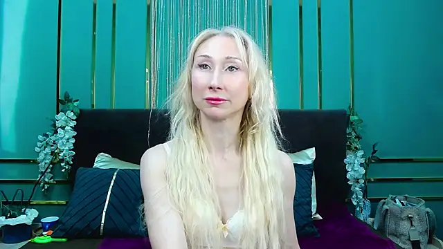 KissDreamm webcam