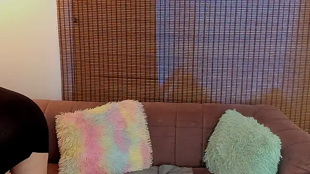 ariana_cross webcam