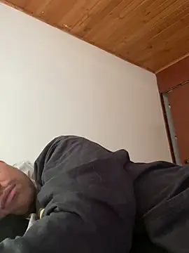 Michaell_Spinelly webcam