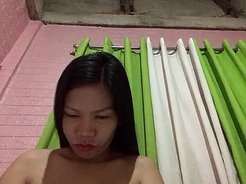 Cleo17 webcam