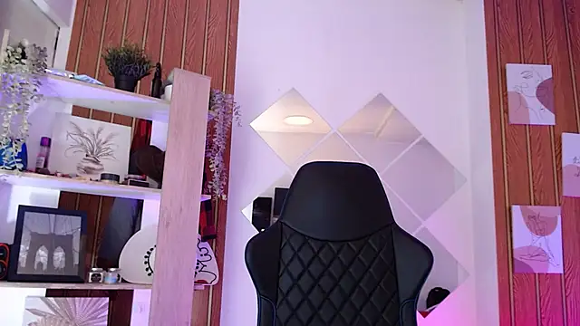 milfsecret69 webcam